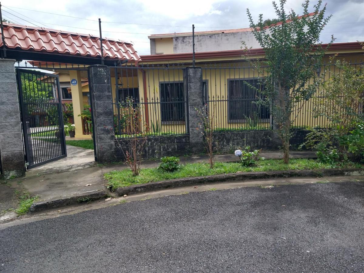 Casa Lorin Appartement Río Segundo Buitenkant foto